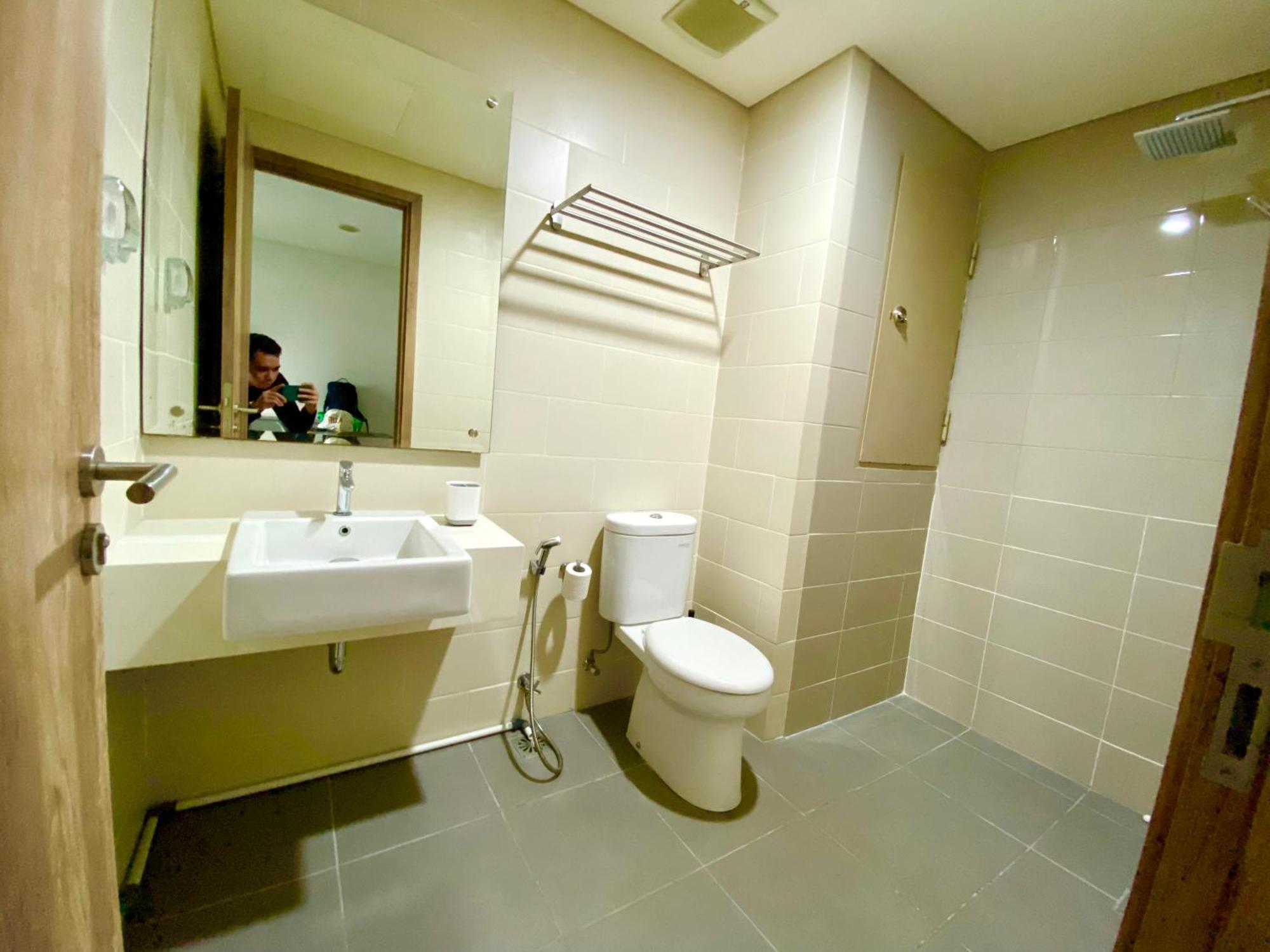 Pejaten Park 1 Bedroom Dewa With Pool & Netflix By Damaresa